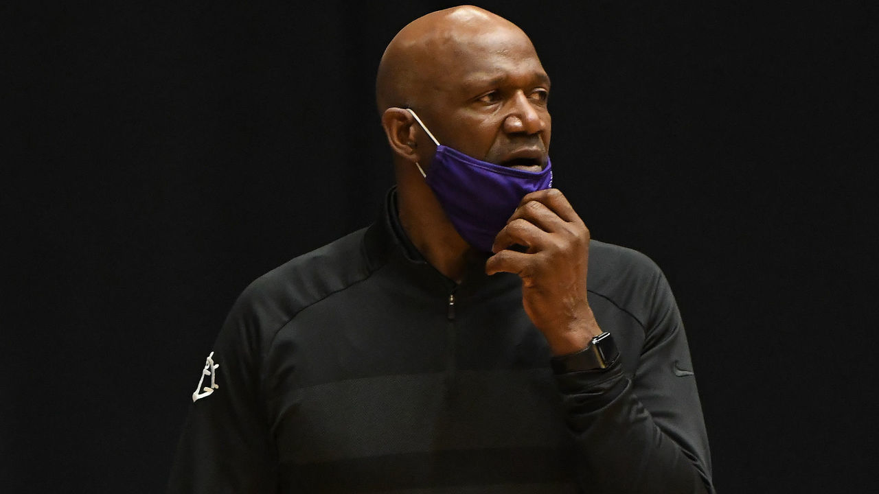 PORTLAND, OR - JANUARY 09: Portland Pilots head coach Terry Porter directs his team from the sideline during a WCC conference basketball game between the Gonzaga Bulldogs and Portland Pilots at the Chiles Center in Portland, Oregon.