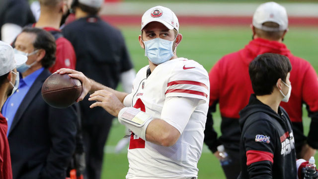 GLENDALE, ARIZONA - JANUARY 03: Quarterback Josh Rosen #2 of the San Francisco 49ers throws a ball on the sidelines during the second half against the Seattle Seahawks at State Farm Stadium on January 03, 2021 in Glendale, Arizona.