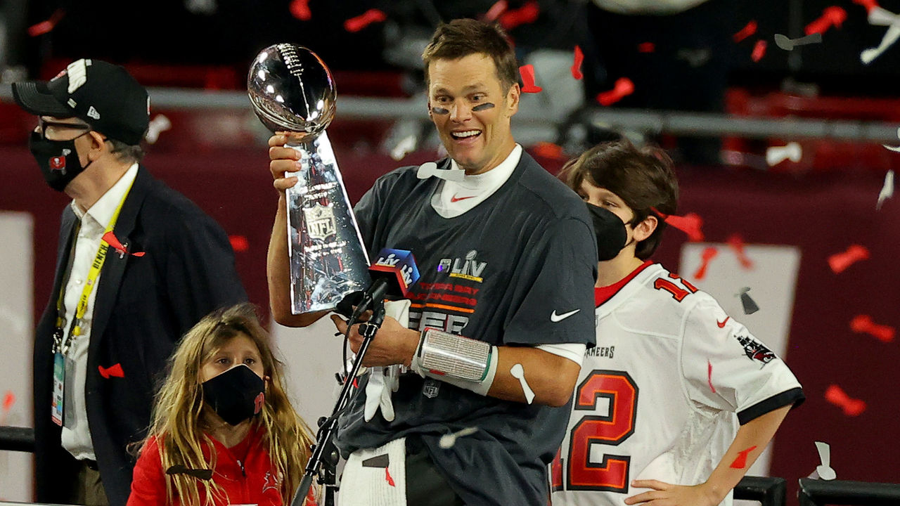 Brady wins 5th Super Bowl MVP award with vintage performance