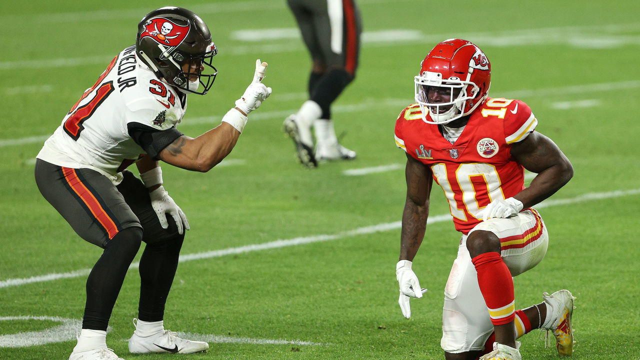 TAMPA, FLORIDA - FEBRUARY 07: Antoine Winfield Jr. #31 of the Tampa Bay Buccaneers taunts Tyreek Hill #10 of the Kansas City Chiefs during the fourth quarter in Super Bowl LV at Raymond James Stadium on February 07, 2021 in Tampa, Florida.