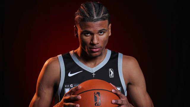 ORLANDO, FL - FEBRUARY 4: Jalen Green #4 of Team Ignite poses for a portrait during NBA G League Content Day on February 4, 2021 at Northwest Pavilion in Orlando, Florida. NOTE TO USER: User expressly acknowledges and agrees that, by downloading and/or using this Photograph, user is consenting to the terms and conditions of the Getty Images License Agreement. Mandatory Copyright Notice: Copyright 2021 NBAE