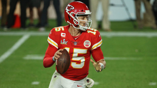 TAMPA, FLORIDA - FEBRUARY 07: Patrick Mahomes #15 of the Kansas City Chiefs looks to pass against the Tampa Bay Buccaneers in Super Bowl LV at Raymond James Stadium on February 07, 2021 in Tampa, Florida.