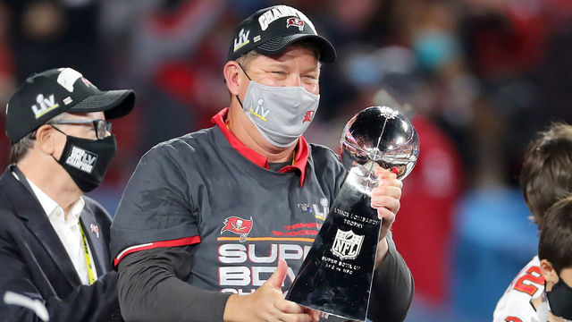TAMPA, FL - FEBRUARY 07: Super Bowl winning General Manager Jason Licht of the Tampa Bay Buccaneers holds the Lombardi Trophy after the Super Bowl LV game between the Kansas City Chiefs and the Tampa Bay Buccaneers on February 7, 2021 at Raymond James Stadium, in Tampa, FL.