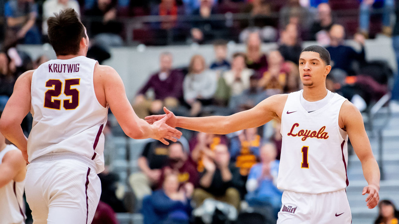 Cameron Krutwig - Men's Basketball - Loyola University Chicago Athletics