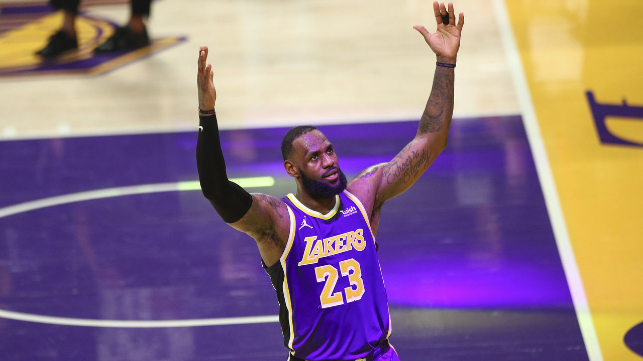 LOS ANGELES, CALIFORNIA - FEBRUARY 12: LeBron James #23 of the Los Angeles Lakers celebrates his basket at the end of the third quarter against the Memphis Grizzlies at Staples Center on February 12, 2021 in Los Angeles, California.