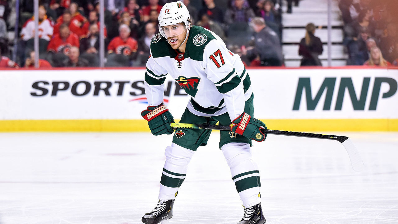CALGARY, AB - JANUARY 09: Minnesota Wild Left Wing Marcus Foligno (17) gets set for a face-off during the first period of an NHL game where the Calgary Flames hosted the Minnesota Wild on January 9, 2020, at the Scotiabank Saddledome in Calgary, AB.