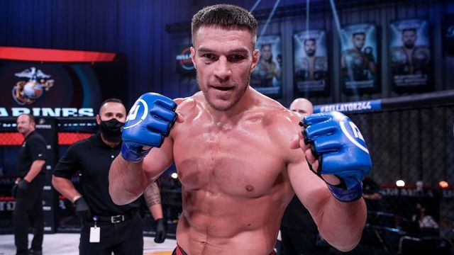Nemkov beats Davis to retain Bellator light heavyweight title