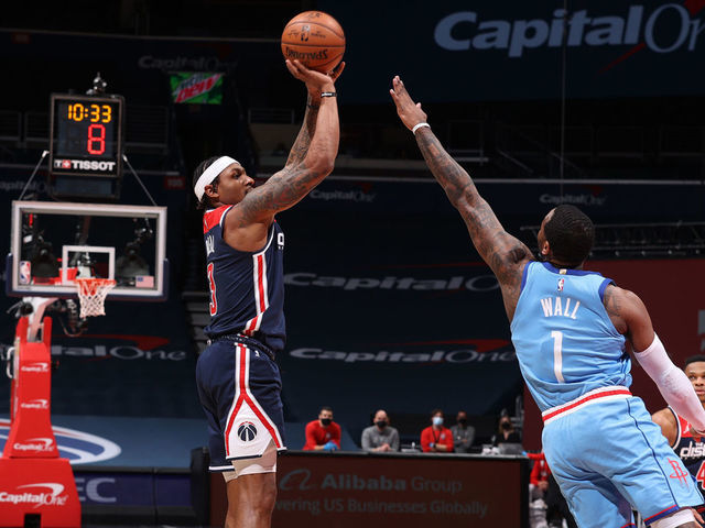 Beal leads Wizards past Rockets to spoil Wall's return to | theScore
