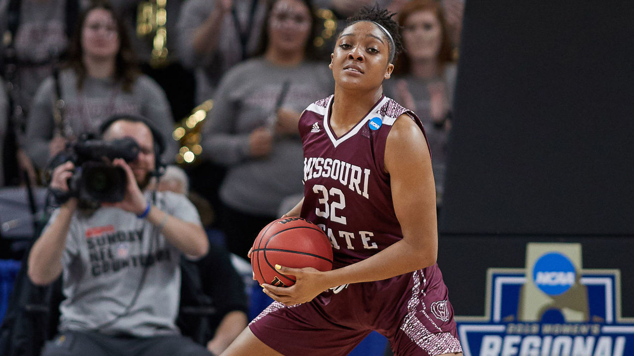 CHICAGO, IL - MARCH 30: Missouri State Lady Bears forward Jasmine Franklin (32) handles the ball in game action during the Women's NCAA Division I Championship - Third Round game between the Missouri State Lady Bears and the Stanford Cardinal on March 30, 2019 at the Wintrust Arena in Chicago, IL.