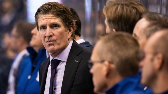 TORONTO, ON - OCTOBER 10: Toronto Maple Leafs head coach Mike Babcock looks on from the bench at an NHL game against the Tampa Bay Lightning during the first period at the Scotiabank Arena on October 10, 2019 in Toronto, Ontario, Canada.