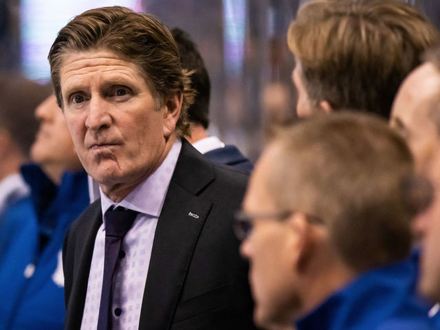 TORONTO, ON - OCTOBER 10: Toronto Maple Leafs head coach Mike Babcock looks on from the bench at an NHL game against the Tampa Bay Lightning during the first period at the Scotiabank Arena on October 10, 2019 in Toronto, Ontario, Canada.