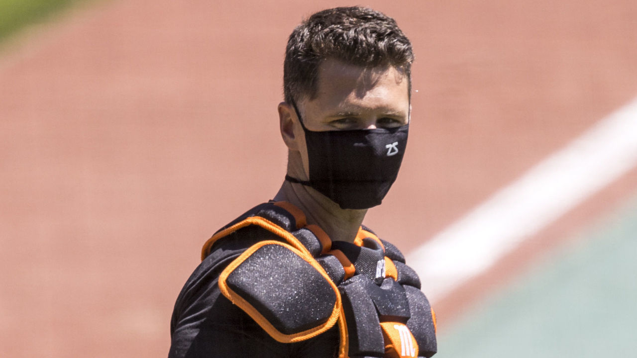 SAN FRANCISCO, CA - JULY 06: San Francisco Giants catcher Buster Posey (28) gets ready to participate in a Spring Training workout during the coronavirus pandemic on July 6, 2020 at Oracle Park in San Francisco, CA.