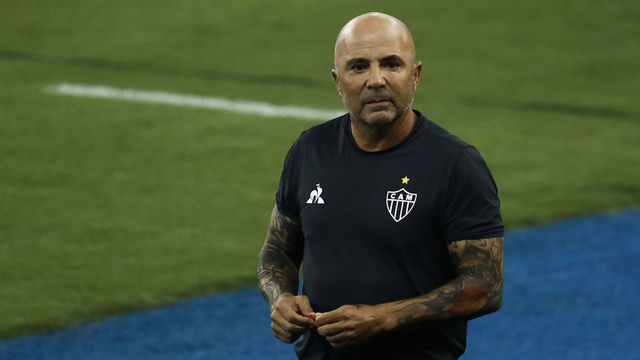 RIO DE JANEIRO, BRAZIL - FEBRUARY 10: Jorge Sampaoli Head coach of Atletico MG looks on prior to the match between Fluminense and Atletico MG as part of the Brasileirao Series A at Maracana Stadium on February 10, 2021 in Rio de Janeiro, Brazil.