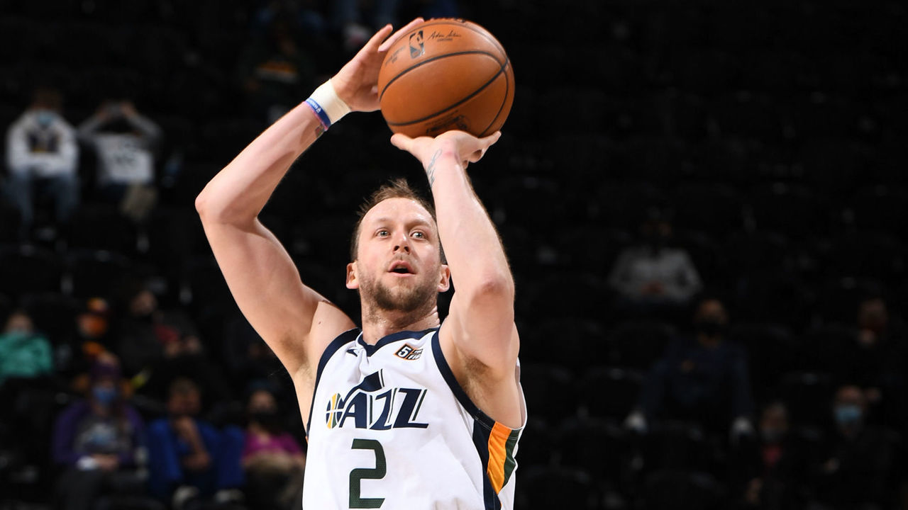 SALT LAKE CITY, UT - JANUARY 23: Joe Ingles #2 of the Utah Jazz shoots a three point basket during the game against the Golden State Warriors on January 23, 2021 at vivint.SmartHome Arena in Salt Lake City, Utah. Mandatory Copyright Notice: Copyright 2021 NBAE