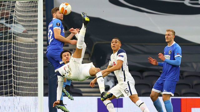 LONDON, ENGLAND - FEBRUARY 24: Dele Alli of Tottenham Hotspur scores their team's first goal with a overhead kick during the UEFA Europa League Round of 32 match between Tottenham Hotspur and Wolfsberger AC at The Tottenham Hotspur Stadium on February 24, 2021 in London, England. Sporting stadiums around the UK remain under strict restrictions due to the Coronavirus Pandemic as Government social distancing laws prohibit fans inside venues resulting in games being played behind closed doors.