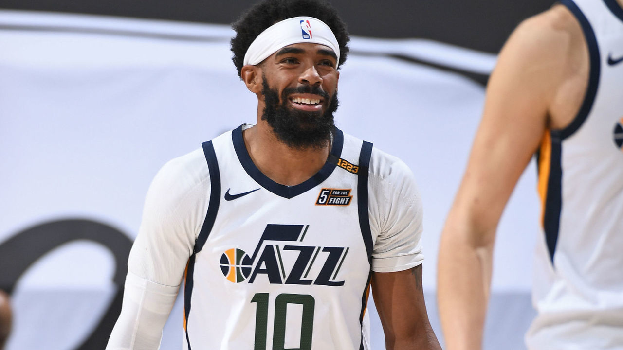 SALT LAKE CITY, UT - JANUARY 27: Mike Conley #10 of the Utah Jazz smiles on the court against the Dallas Mavericks on January 27, 2021 at vivint.SmartHome Arena in Salt Lake City, Utah. Mandatory Copyright Notice: Copyright 2021 NBAE