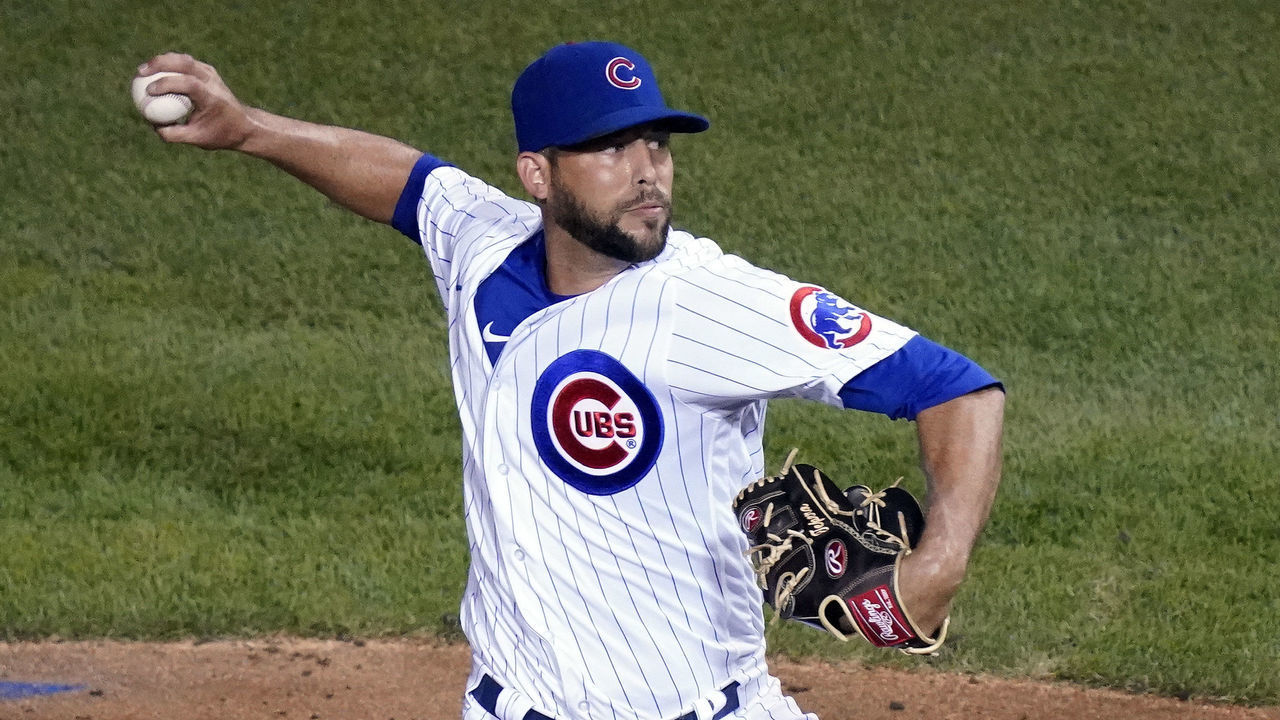 CHICAGO, ILLINOIS - AUGUST 14: Ryan Tepera #52 of the Chicago Cubs throws a pitch during the seventh inning of a game against the Milwaukee Brewers at Wrigley Field on August 14, 2020 in Chicago, Illinois.