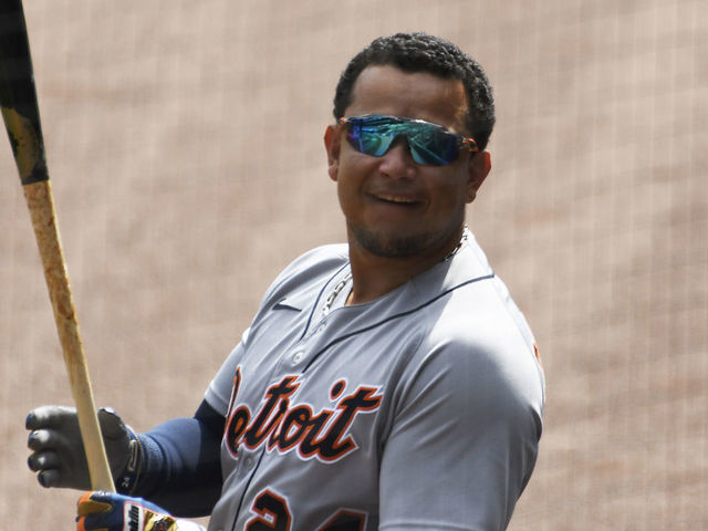 Miguel Cabrera 500 Career Home Runs & 3,000 Hits Bat Set