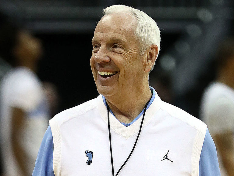 Legendary coach Roy Williams retires