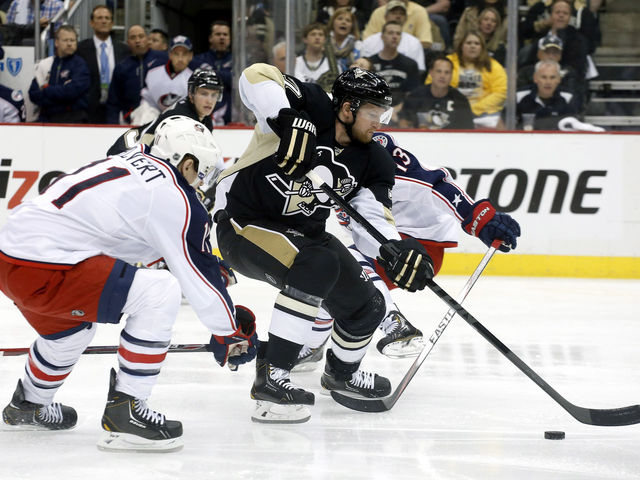 Blue Jackets even series with Penguins in double overtime