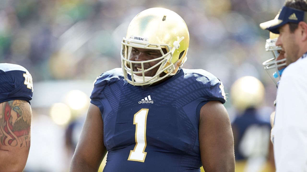 College Football: Notre Dame Louis Nix III (1) on field before game vs Michigan State at Notre Dame Stadium. South Bend, IN 9/21/2013 CREDIT: Jeff Haynes (Set Number: X156954 TK1 R1 F16 )