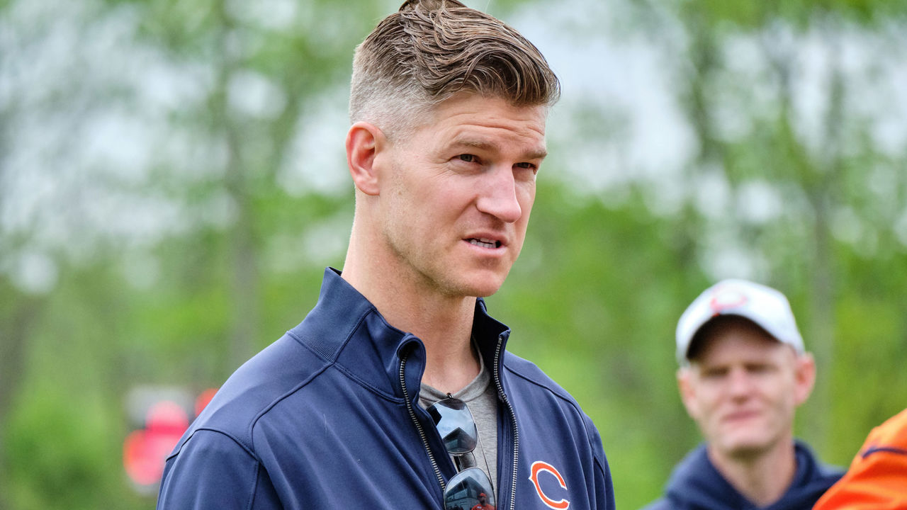 LAKE FOREST, IL - MAY 29: Chicago Bears quarterback Mitchell Trubisky (10) talks with Chicago Bears general manager Ryan Pace after the Chicago Bears organized team activities or OTA on May 29, 2019 at Halas Hall in Lake Forest, IL.