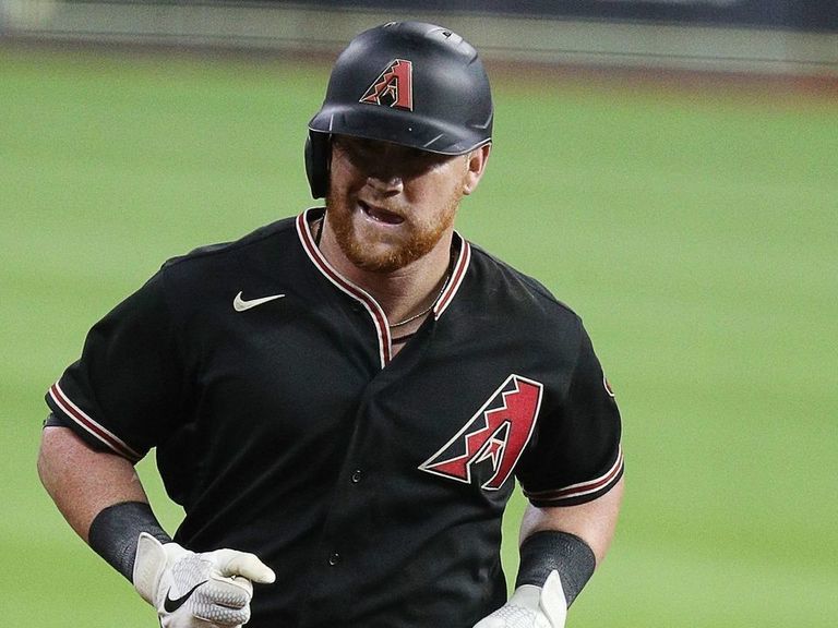 Kole Calhoun right at home in Diamondbacks' outfield