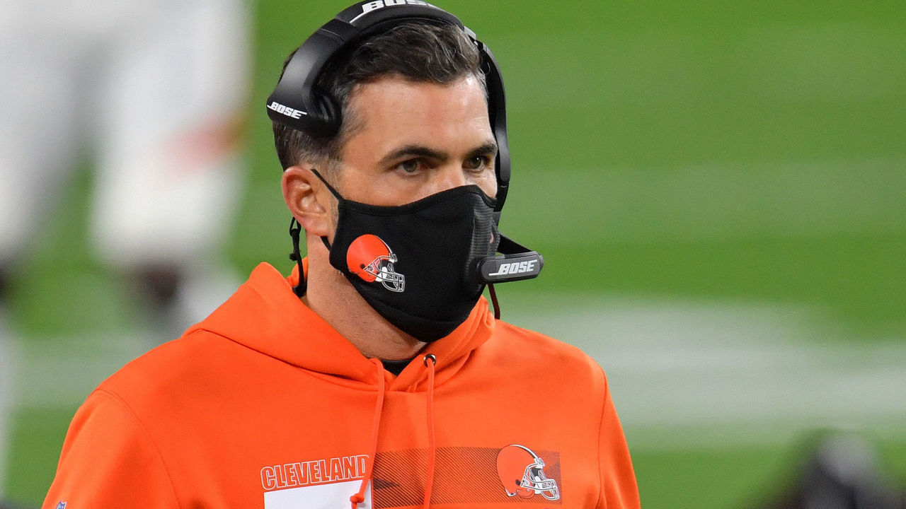 CLEVELAND, OHIO - SEPTEMBER 17: Head coach Kevin Stefanski of the Cleveland Browns looks on against the Cincinnati Bengals during the first quarter at FirstEnergy Stadium on September 17, 2020 in Cleveland, Ohio.