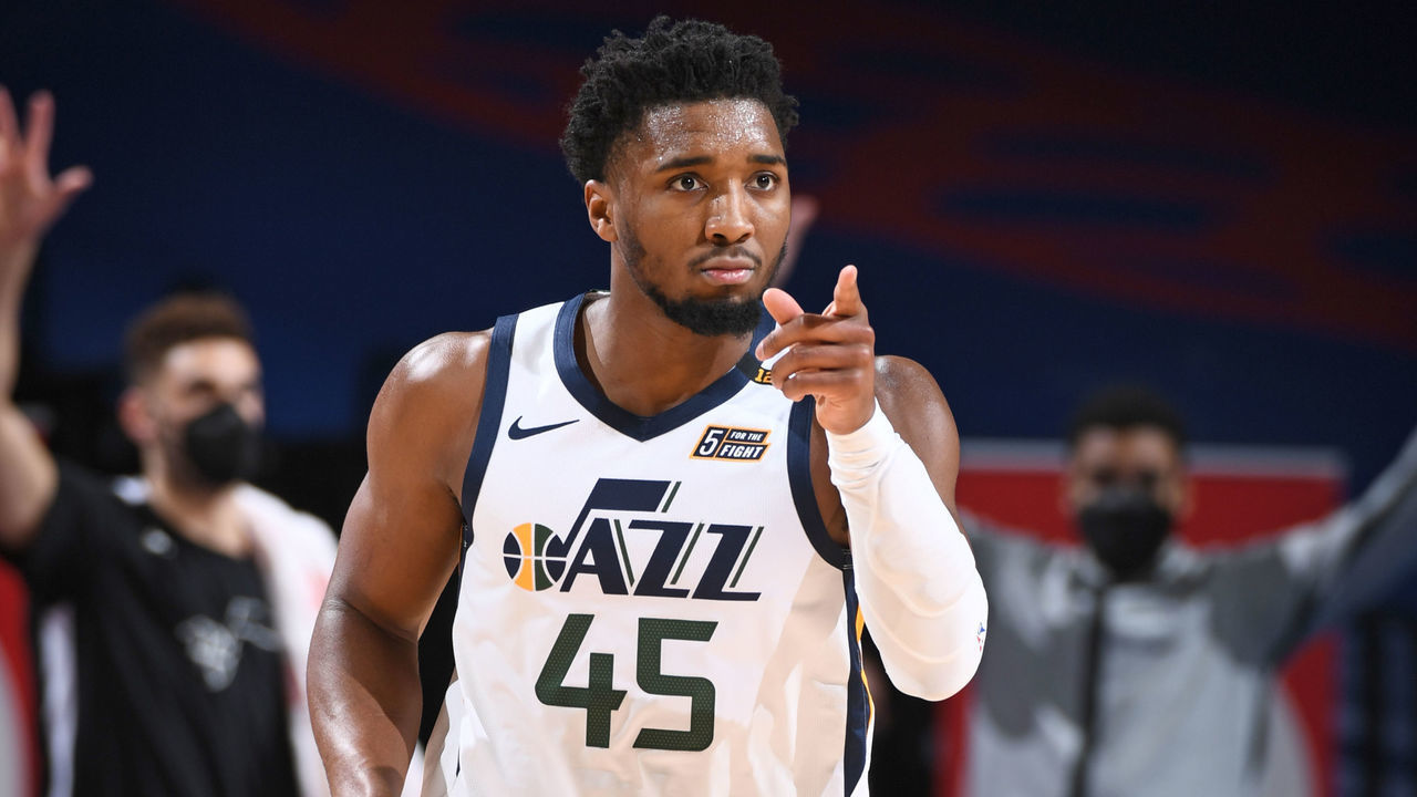PHILADELPHIA, PA - MARCH 3: Donovan Mitchell #45 of the Utah Jazz reacts during a game against the Philadelphia 76ers on March 3, 2021 at Wells Fargo Center in Philadelphia, Pennsylvania. NOTE TO USER: User expressly acknowledges and agrees that, by downloading and/or using this Photograph, user is consenting to the terms and conditions of the Getty Images License Agreement. Mandatory Copyright Notice: Copyright 2021 NBAE