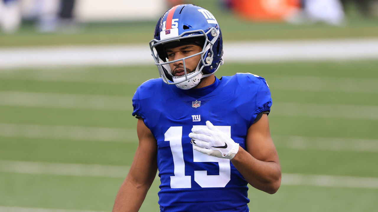 CINCINNATI, OHIO - NOVEMBER 29: Golden Tate #15 of the New York Giants on the field in the game against the Cincinnati Bengals at Paul Brown Stadium on November 29, 2020 in Cincinnati, Ohio.