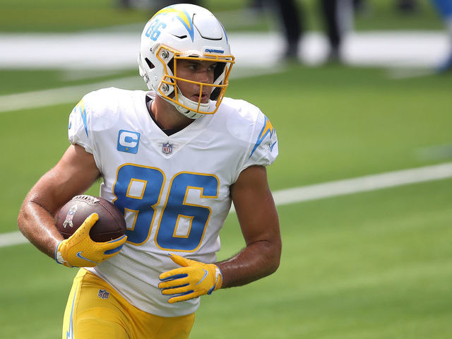 Report: Patriots signing Hunter Henry to three-year, $37.5M deal