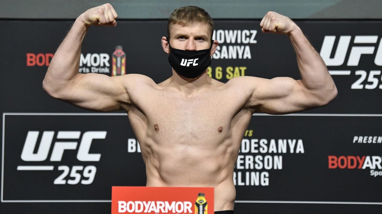 LAS VEGAS, NEVADA - MARCH 05: Jan Blachowicz of Poland poses on the scale during the UFC 259 weigh-in at UFC APEX on March 05, 2021 in Las Vegas, Nevada.