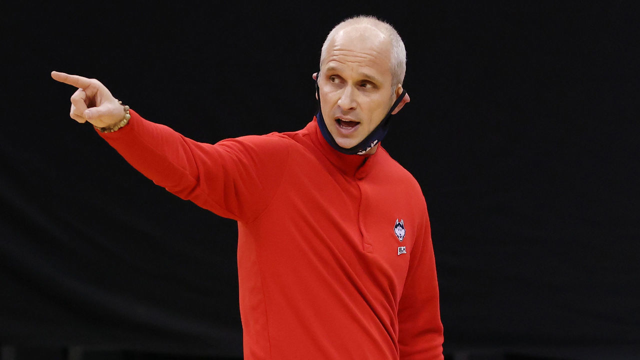 NEWARK, NJ - MARCH 03: Head coach Dan Hurley of the Connecticut Huskies reacts during an NCAA college basketball game against the Seton Hall Pirates at Prudential Center on March 3, 2021 in Newark, New Jersey. Connecticut defeated Seton Hall 69-58.