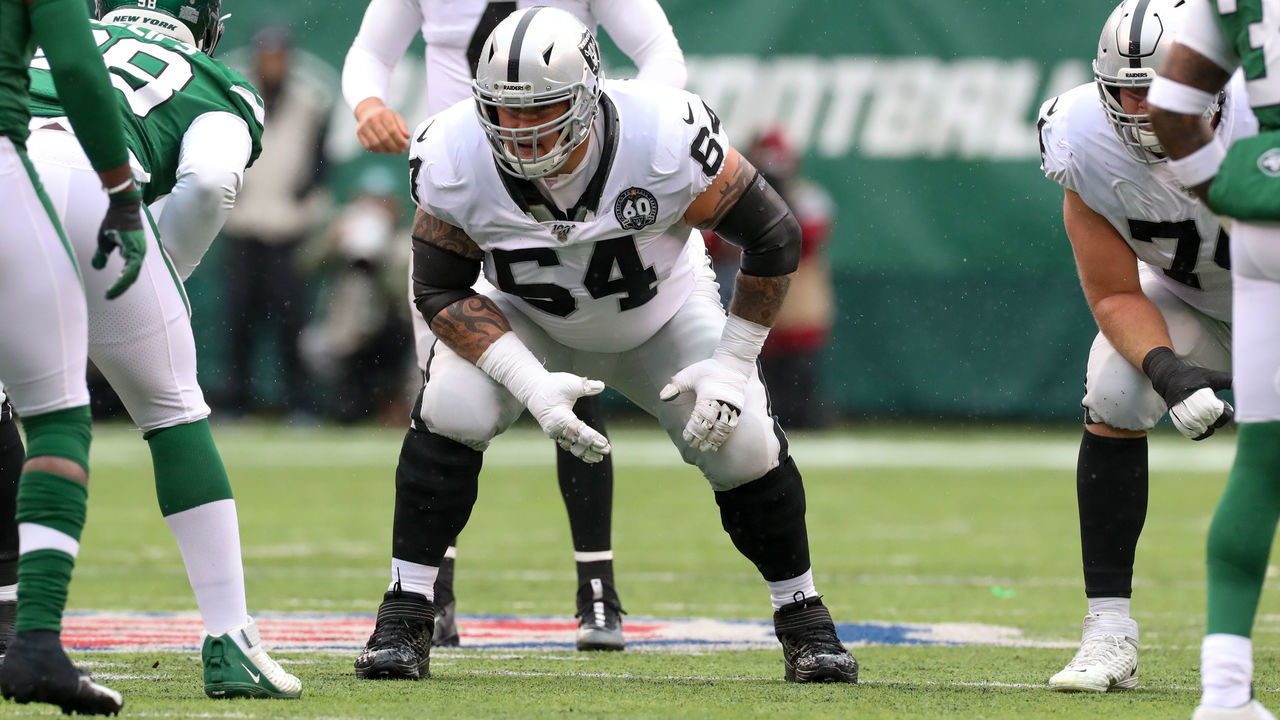EAST RUTHERFORD, NJ - NOVEMBER 24: Oakland Raiders offensive guard Richie Incognito (64) during the first quarter of the National Football League game between the New York Jets and the Oakland Raiders on November 24, 2019 at MetLife Stadium in East Rutherford, NJ.
