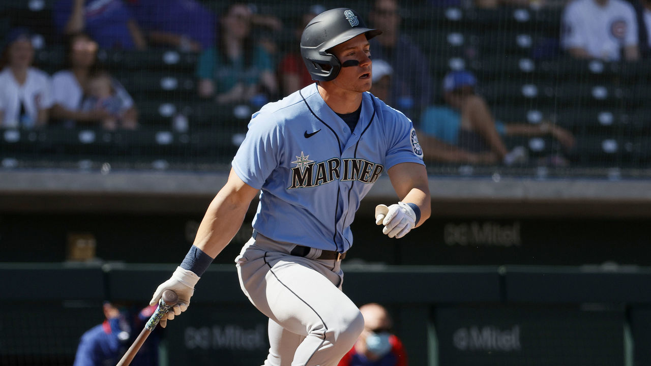 MESA, ARIZONA - MARCH 03: Jarred Kelenic #10 of the Seattle Mariners in action against the Chicago Cubs in the second inning on March 03, 2021 at Sloan Park in Mesa, Arizona.