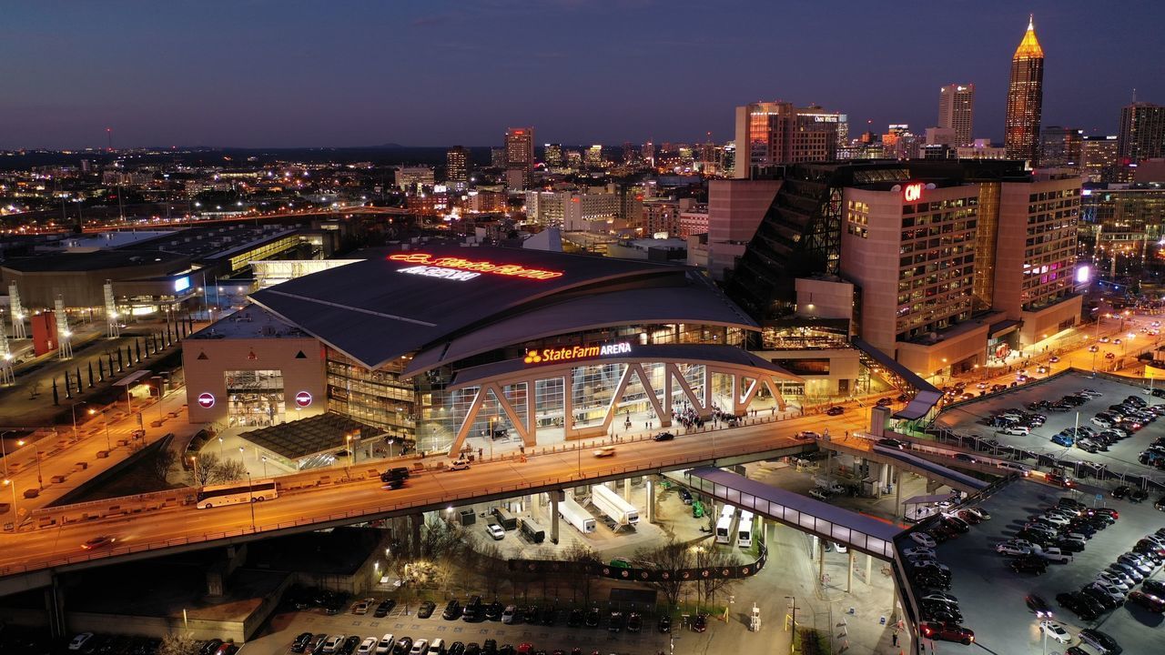 ATLANTA, GA - JANUARY 1: Exterior views of State Farm Arena on January 1, 2021 at State Farm Arena in Atlanta, Georgia. NOTE TO USER: User expressly acknowledges and agrees that, by downloading and/or using this Photograph, user is consenting to the terms and conditions of the Getty Images License Agreement. Mandatory Copyright Notice: Copyright 2021 NBAE (Photo byScott Cunningham/NBAE via Getty Images)
