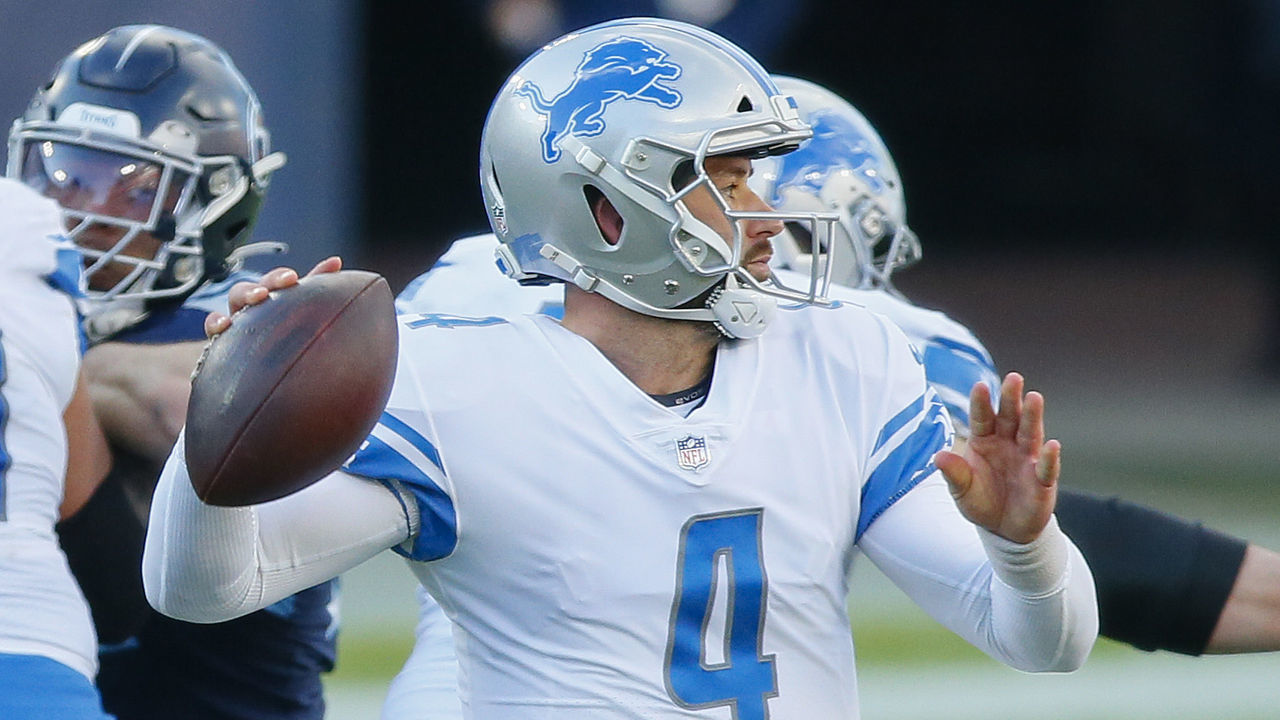 NASHVILLE, TENNESSEE - DECEMBER 20: Quarterback Chase Daniel #4 of the Detroit Lions plays against the Tennessee Titans at Nissan Stadium on December 20, 2020 in Nashville, Tennessee.
