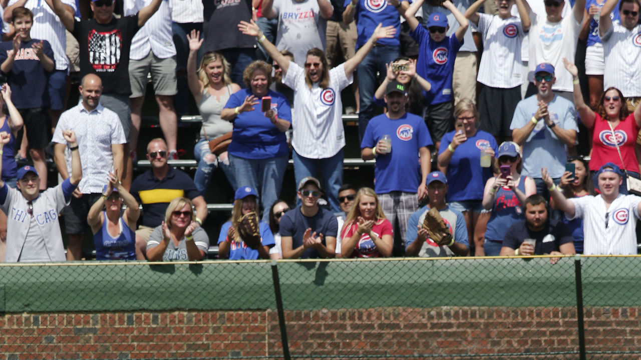 Wrigley Field, Sox Park Will Reopen To Fans On Opening Day As Coronavirus  Spread Slows, Lightfoot Says