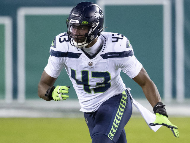 Seahawks releasing Dunlap, Hyder