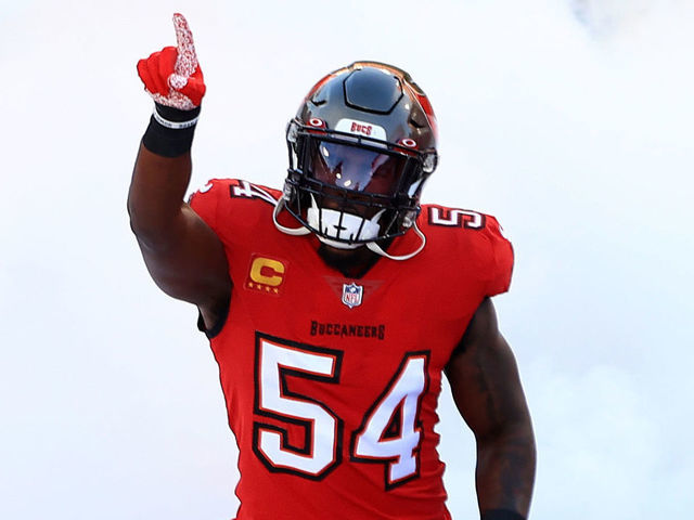 TAMPA, FLORIDA - NOVEMBER 29: Lavonte David #54 of the Tampa Bay Buccaneers reacts while being introduced prior to their game against the Kansas City Chiefs at Raymond James Stadium on November 29, 2020 in Tampa, Florida.