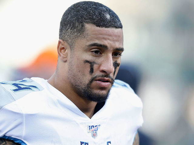 OAKLAND, CALIFORNIA - DECEMBER 08: Kenny Vaccaro #24 of the Tennessee Titans looks on after the first half against the Oakland Raiders at RingCentral Coliseum on December 08, 2019 in Oakland, California.