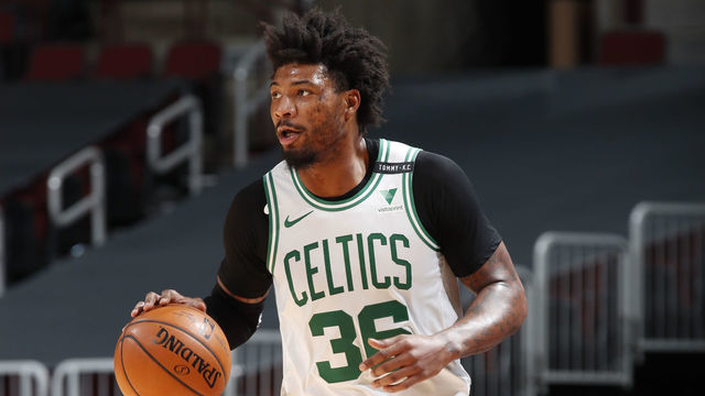 CHICAGO, IL - JANUARY 25: Marcus Smart #36 of the Boston Celtics dribbles the ball during the game against the Chicago Bulls on January 25, 2021 at United Center in Chicago, Illinois. Mandatory Copyright Notice: Copyright 2021 NBAE