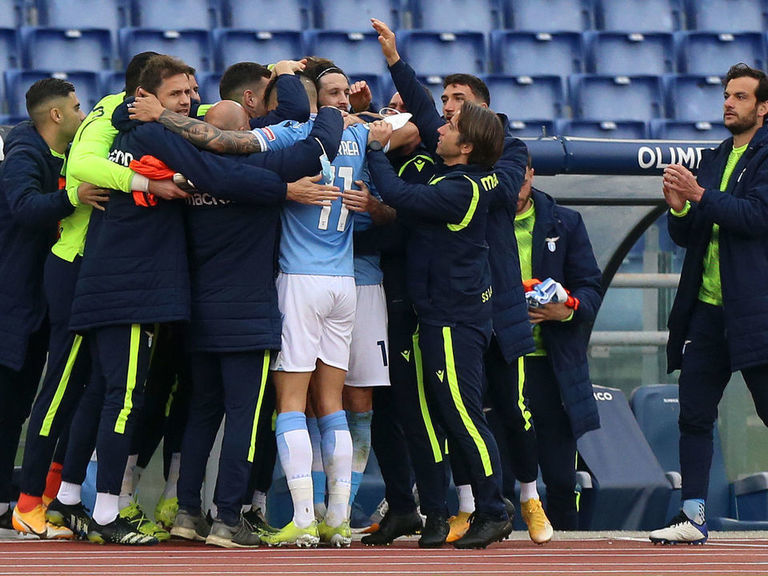 Lazio scrape by Crotone ahead of impossible job vs. Bayern ...