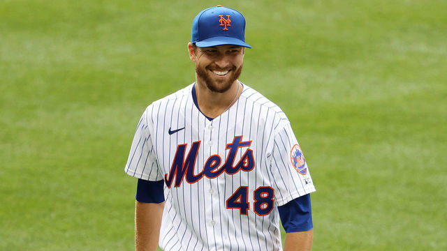NEW YORK, NEW YORK - JULY 24: Jacob deGrom #48 of the New York Mets smiles as he leaves the game after the fifth inning against the Atlanta Braves during Opening Day at Citi Field on July 24, 2020 in New York City. The 2020 season had been postponed since March due to the COVID-19 pandemic.
