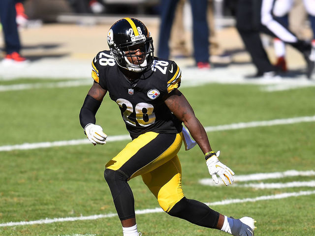 Cincinnati Bengals cornerback Mike Hilton in action during the game