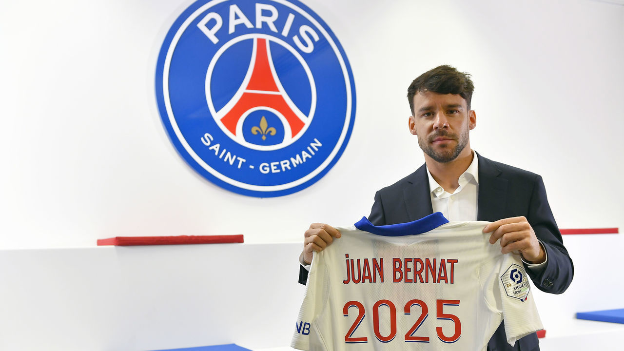 BOULOGNE-BILLANCOURT, FRANCE - MARCH 16: Juan Bernat signs a 4 year contract extension with the Paris Saint-Germain on March 16, 2021 in Boulogne-Billancourt, France.