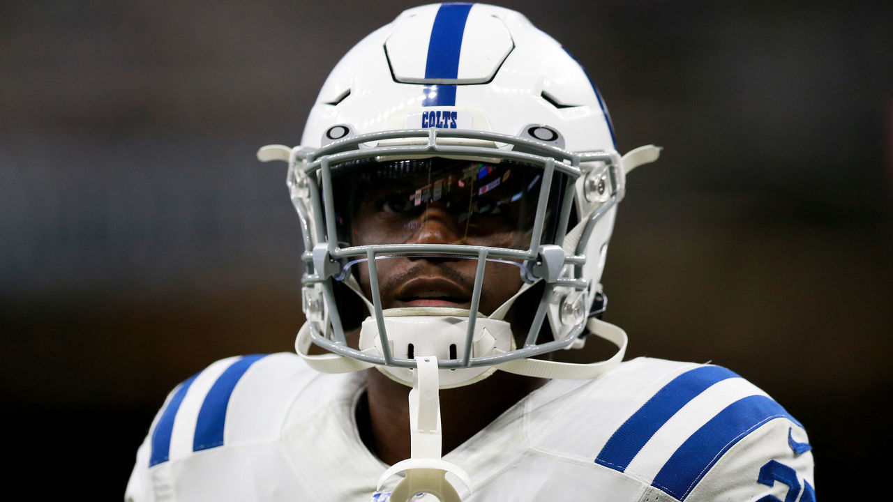 NEW ORLEANS, LOUISIANA - DECEMBER 16: Running back Marlon Mack #25 of the Indianapolis Colts warms up before the game against the New Orleans Saints at Mercedes Benz Superdome on December 16, 2019 in New Orleans, Louisiana.