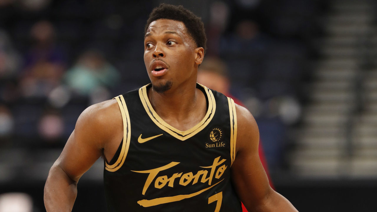 TAMPA, FL- MARCH 19: Kyle Lowry #7 of the Toronto Raptors dribbles during the game against the Utah Jazz on March 19, 2021 at Amalie Arena in Tampa, Florida. Mandatory Copyright Notice: Copyright 2021 NBAE