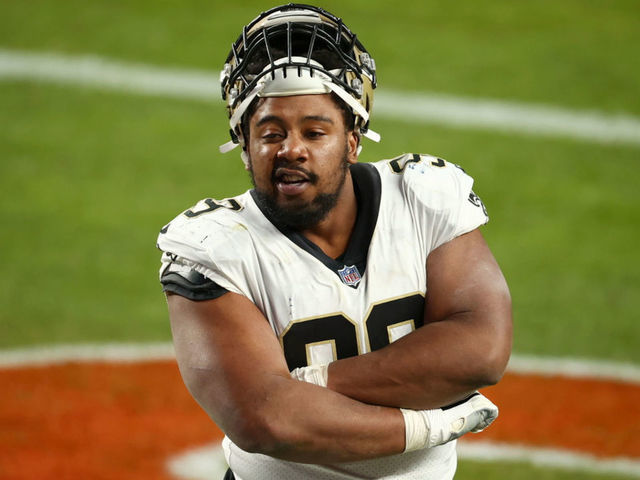 New York Jets defensive tackle Sheldon Rankins tackles Denver