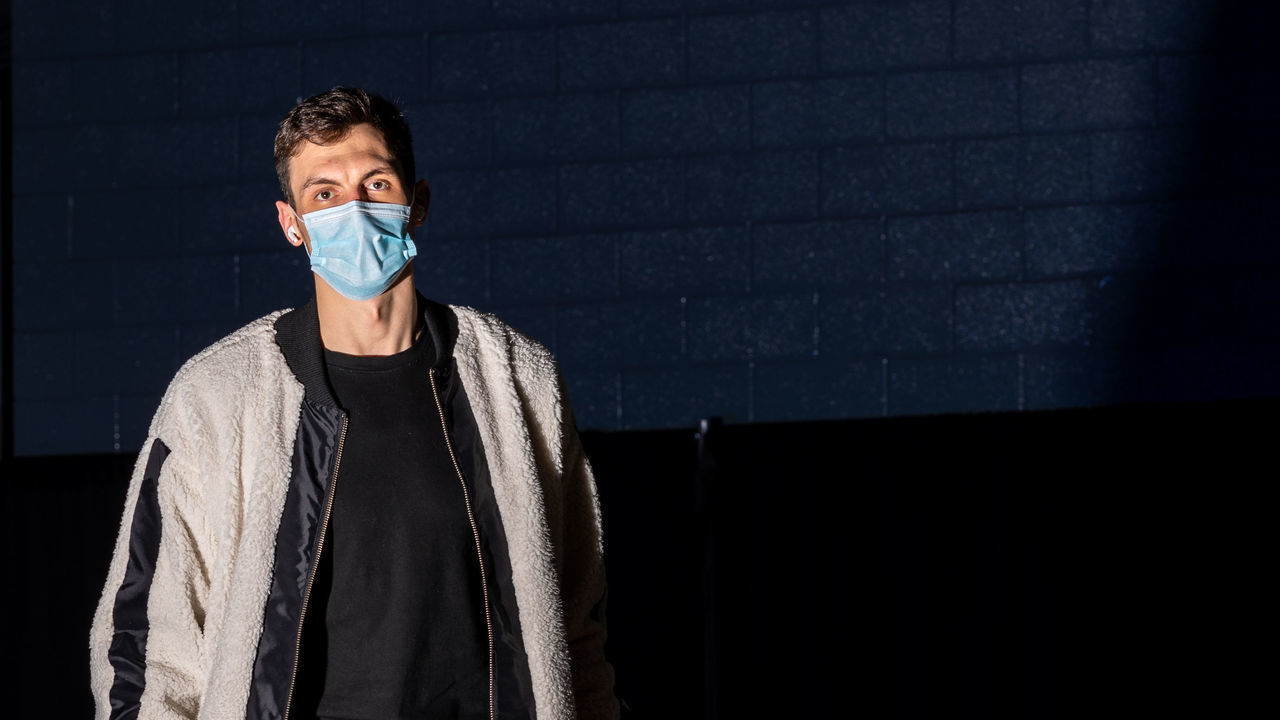 HOUSTON, TX - JANUARY 20: Rodions Kurucs #00 of the Houston Rockets arrives to the arena before the game against the Phoenix Suns on January 20, 2021 at the Toyota Center in Houston, Texas. Mandatory Copyright Notice: Copyright 2021 NBAE